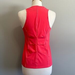 GORE Running Wear Tank Stretch Top Pink with Silver Reflectors Womens Size L